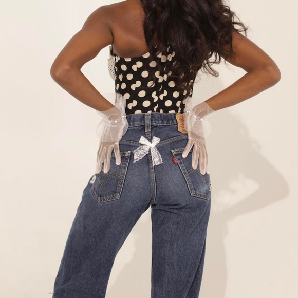 Fleur A - Reworked Levi’s - Picture 3 of 4